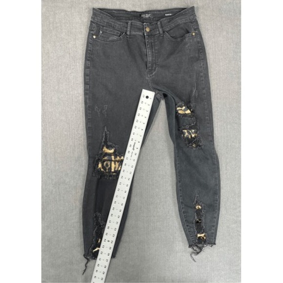 Judy Blue Skinny Fit Jeans Womens 14 Black Leopard Patch Distressed Edgy Biker - Picture 8 of 10